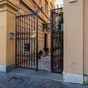 St. Peter Penthouse Apartment
